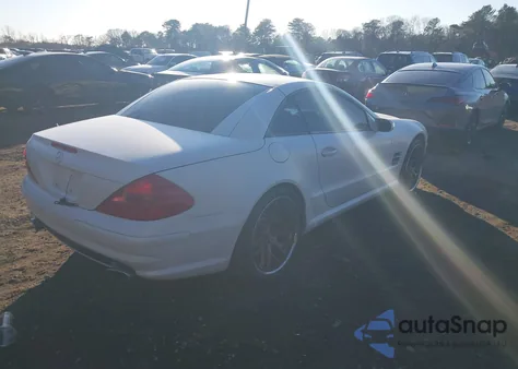 2005 Mercedes-Benz Sl 500 from USA, damaged, VIN WDBSK75F55F103006